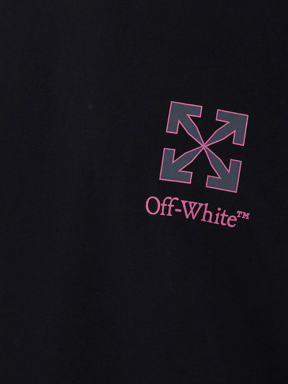 Off-White T-shirts - Black | 8ad751f053889c7692ff43e66299573a88739b4a