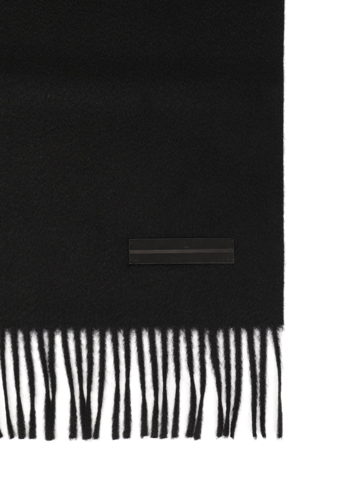 Ermenegildo Zegna Oasi Cashmere Scarf Scarves And Foulards - Black | f0f521c12dd560e80c560e3280a60e977036f358
