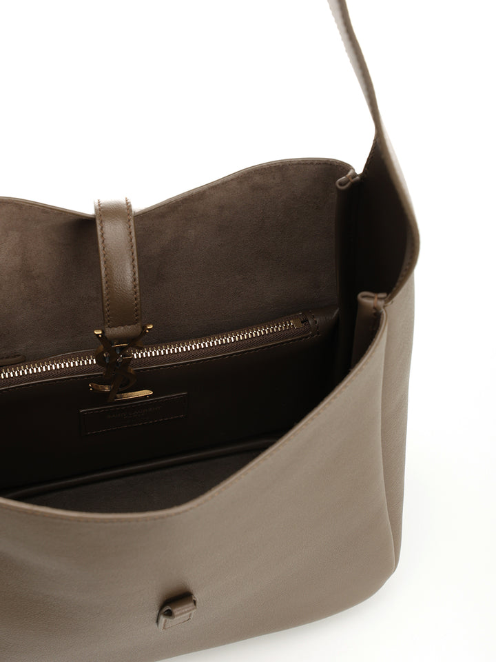 Saint Laurent Le 5 À 7 Shoulder Bags - Brown | 920f9c6de2fea57dbcfb344ab1b9c9cc74935284
