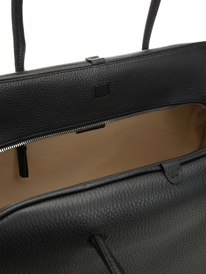Jacquemus Grande Turismo Handbags - Black | 47fb3271bc72dafdad1d2fc9aafb863e36cc9d00