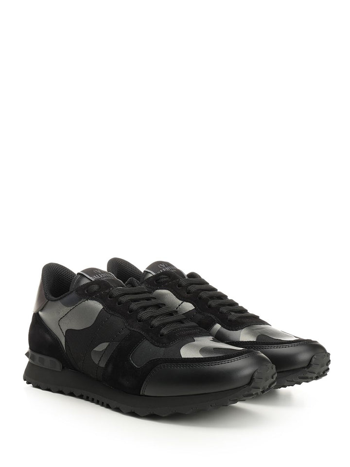 Valentino Garavani Rockrunner Camouflage Noir Sneakers - Black | 1c28006433ca178d7a69ebc32f5e5a591f29ef68