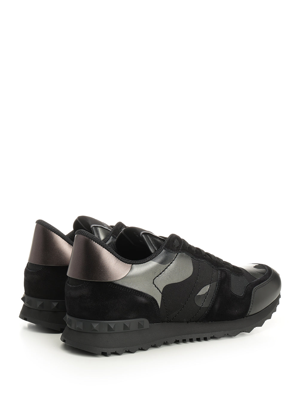 Valentino Garavani Rockrunner Camouflage Noir Sneakers - Black | f86ba510f102360019f3a4ff723458b8a6de3966