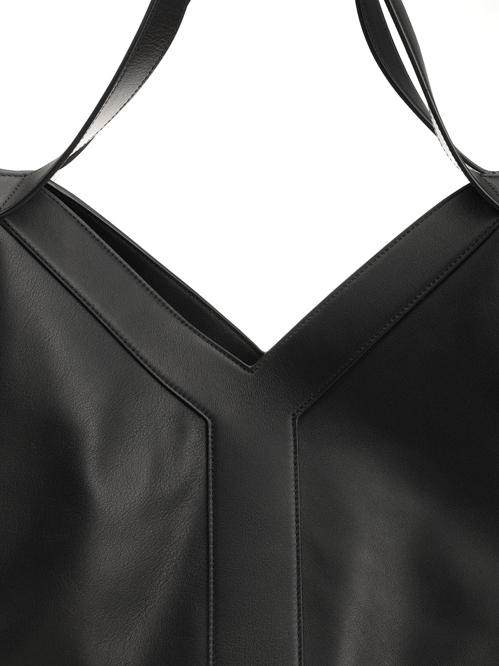 Saint Laurent Y Handbags - Black | dbe70f64a2ed89c855995b34102ae1d4bf41b06a