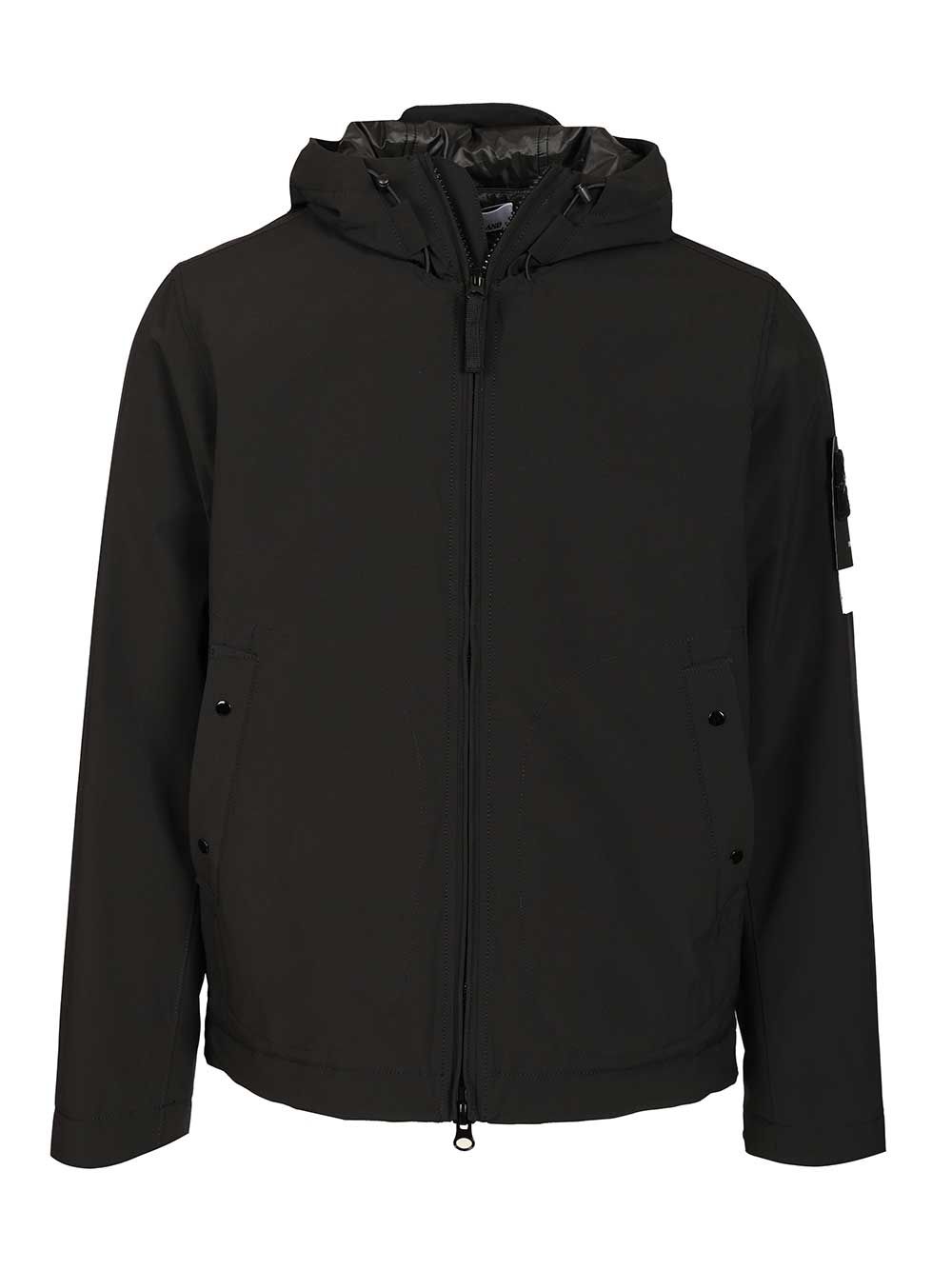 Stone Island Soft Shell-R E.Dye® Jacket Jackets - Black | de160cf0ddaa9d010366a92a6367ab97ac936091