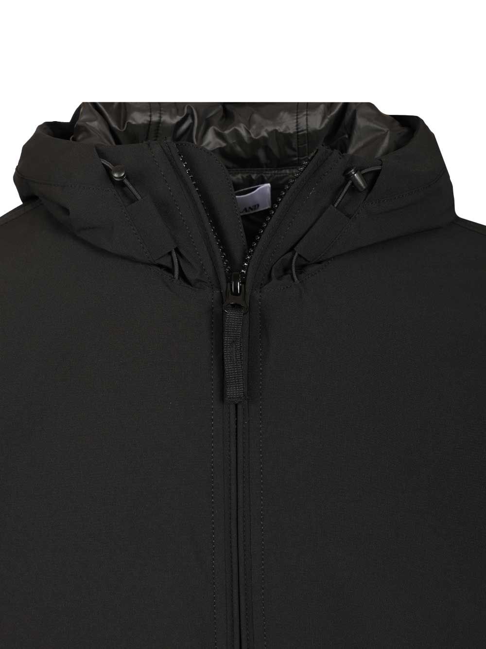Stone Island Soft Shell-R E.Dye® Jacket Jackets - Black | 01e49935e07ce03313609db15ede37b77f62e65b