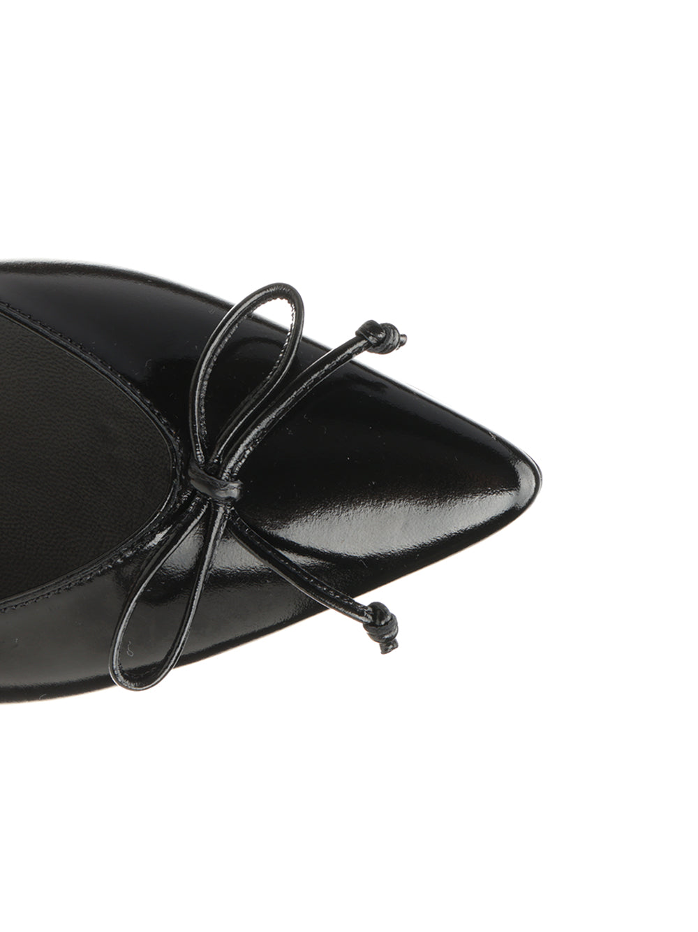 Jacquemus Tourni Low-Heeled Pump Pumps - Black | b0081cf131bad657a2c2cc05419cd7701b579825