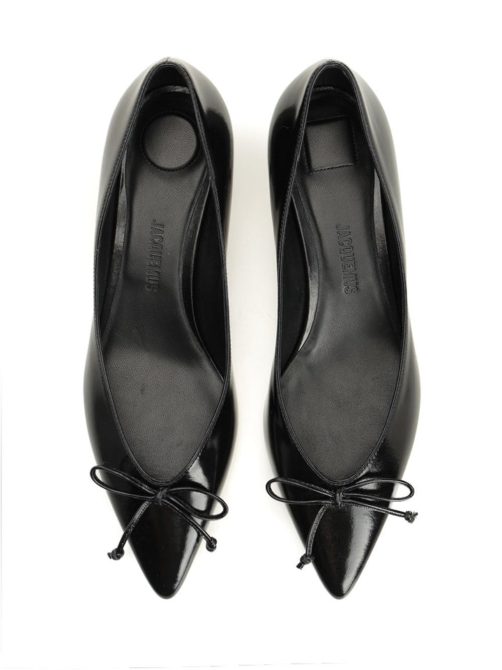 Jacquemus Tourni Low-Heeled Pump Pumps - Black | aa3c4b1d69c6464a9a5467686fad44abc31dea5f