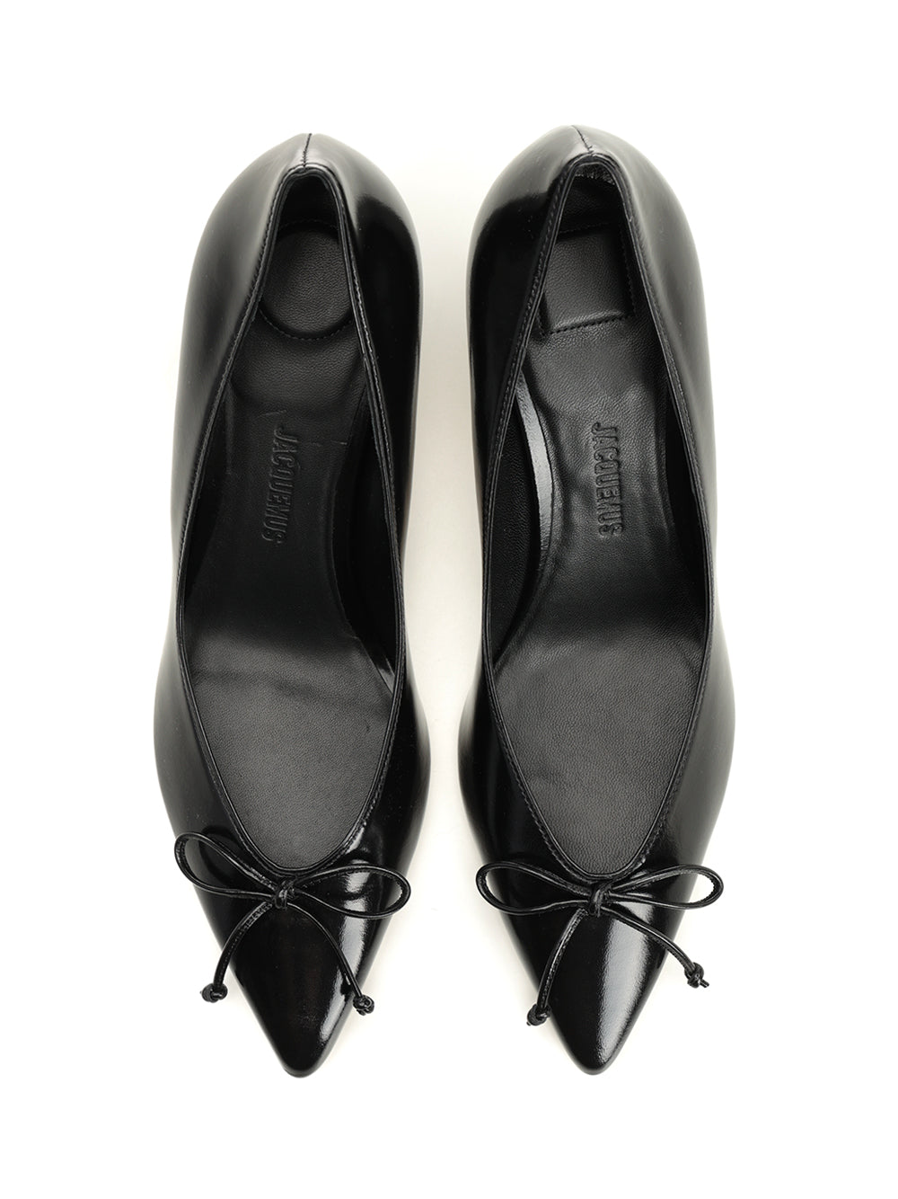 Jacquemus Tourni Décolleté Pumps - Black | 81d6e1ee617e9b7e8b24456c5bc21f8ee62da60c