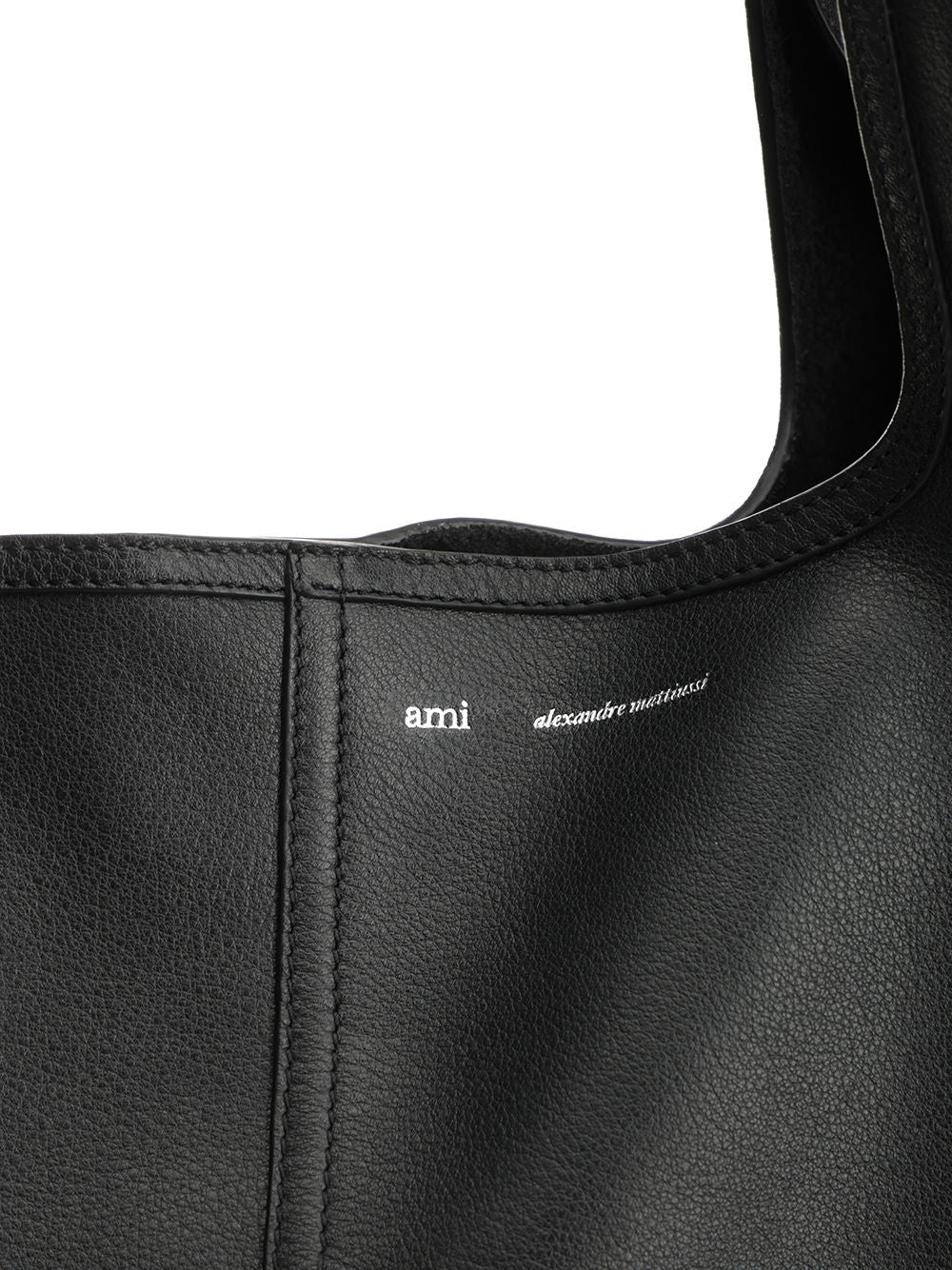 Ami Etienne Shoulder Bags - Black | efce5d60d6803e5f8bc01c2024f49666e0fe07fa