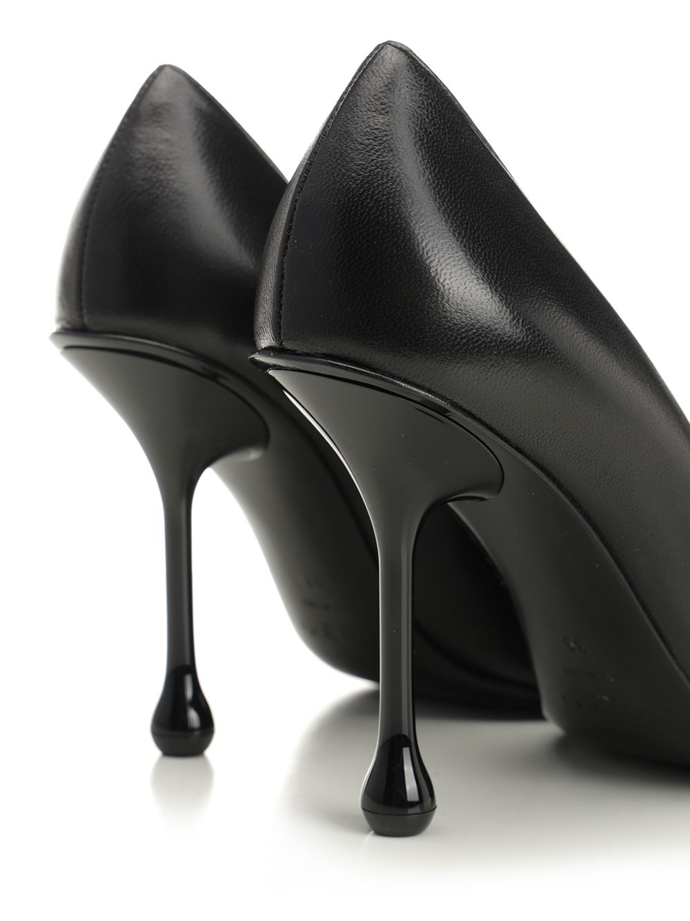 Jimmy Choo Scarlett Pumps - Black | a35e2f870f0175b5b1d071574ffdd1e3dc6b25e7