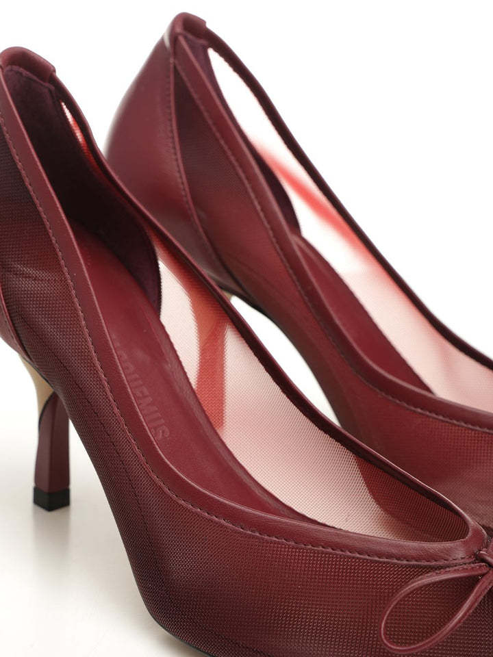 Jacquemus Décolleté Tourni Pumps - Bordeaux | f8d8a0df17db524d4f6de73fd8dbc5d20bdbf15f