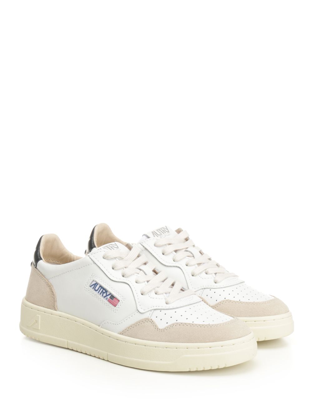 Autry  Medalist Low Sneakers - White | 85424b81bc58efb7e2ed05e1b3f9603e16e6709f