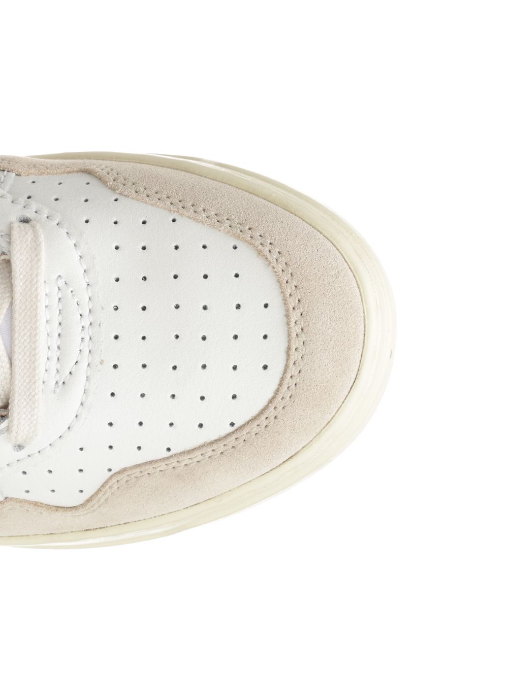 Autry  Medalist Low Sneakers - White | a4f5e920f4b14430c4fbebdf6ce459d35f125d36