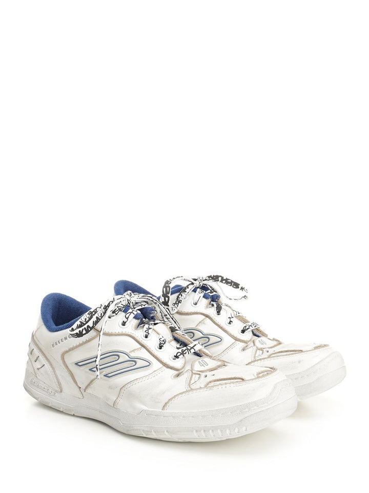 Balenciaga Hamptons Worn-Out Sneakers - White | 4dd2e61b53622c46c89cef1786604a8b529fb2a1