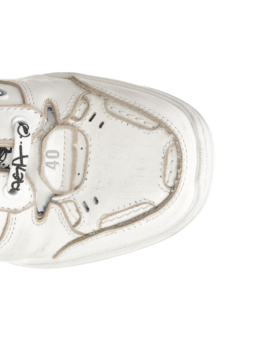 Balenciaga Hamptons Worn Out Sneakers - White | 556681d45cdfd9ed40a5db4554a5d122852a190f