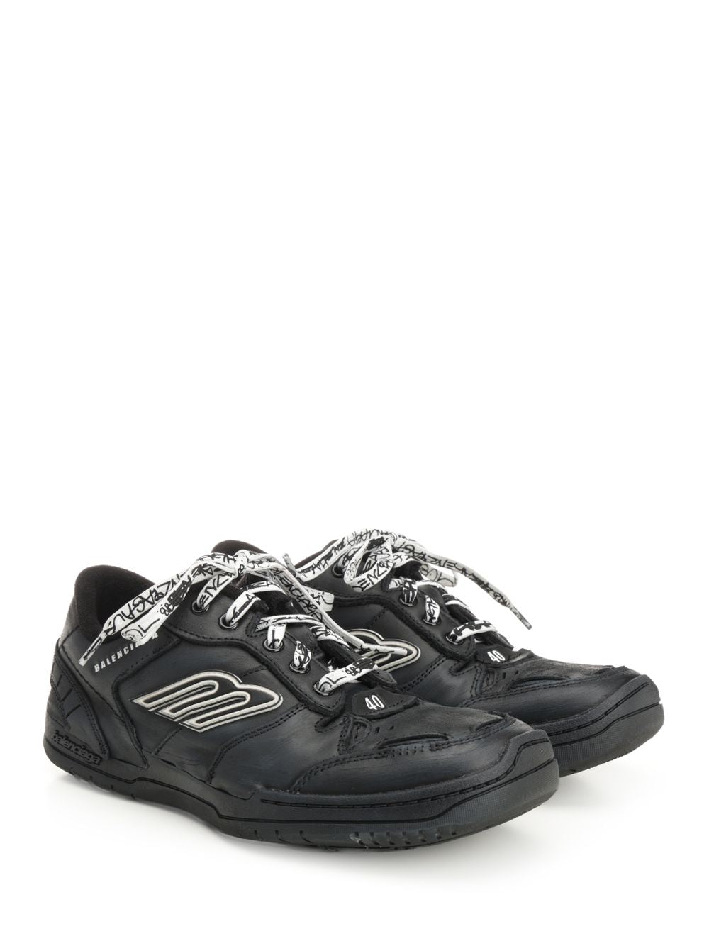 Balenciaga Hamptons Worn Out Sneakers - Black | 36e00289c91a0ce4586620165108c0869fcd39a3