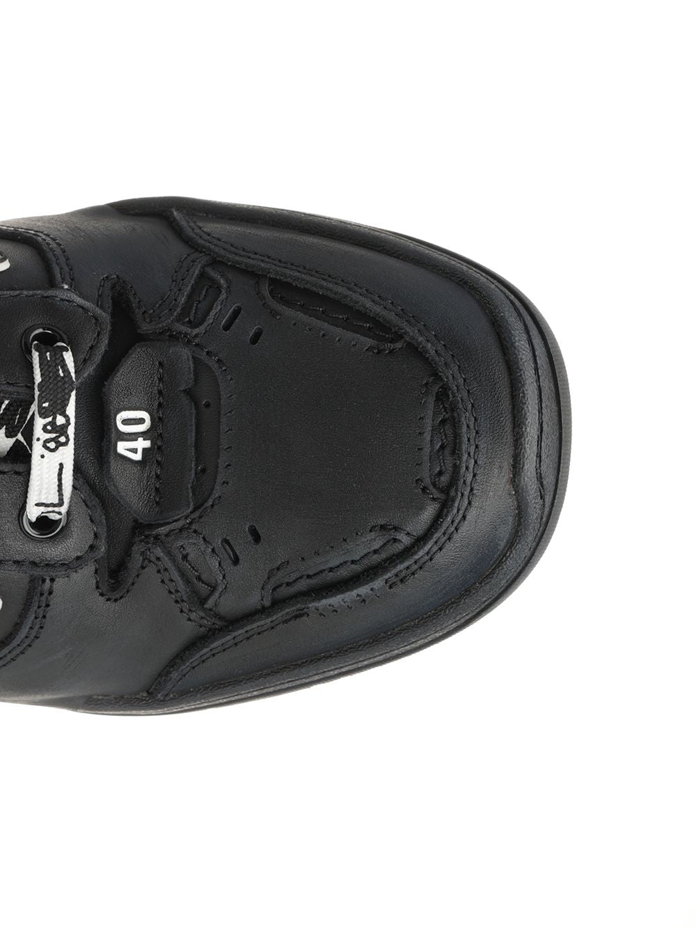 Balenciaga Hamptons Worn Out Sneakers - Black | d5c6a2fc02703833c0a4568d2160bb307cab7a5b