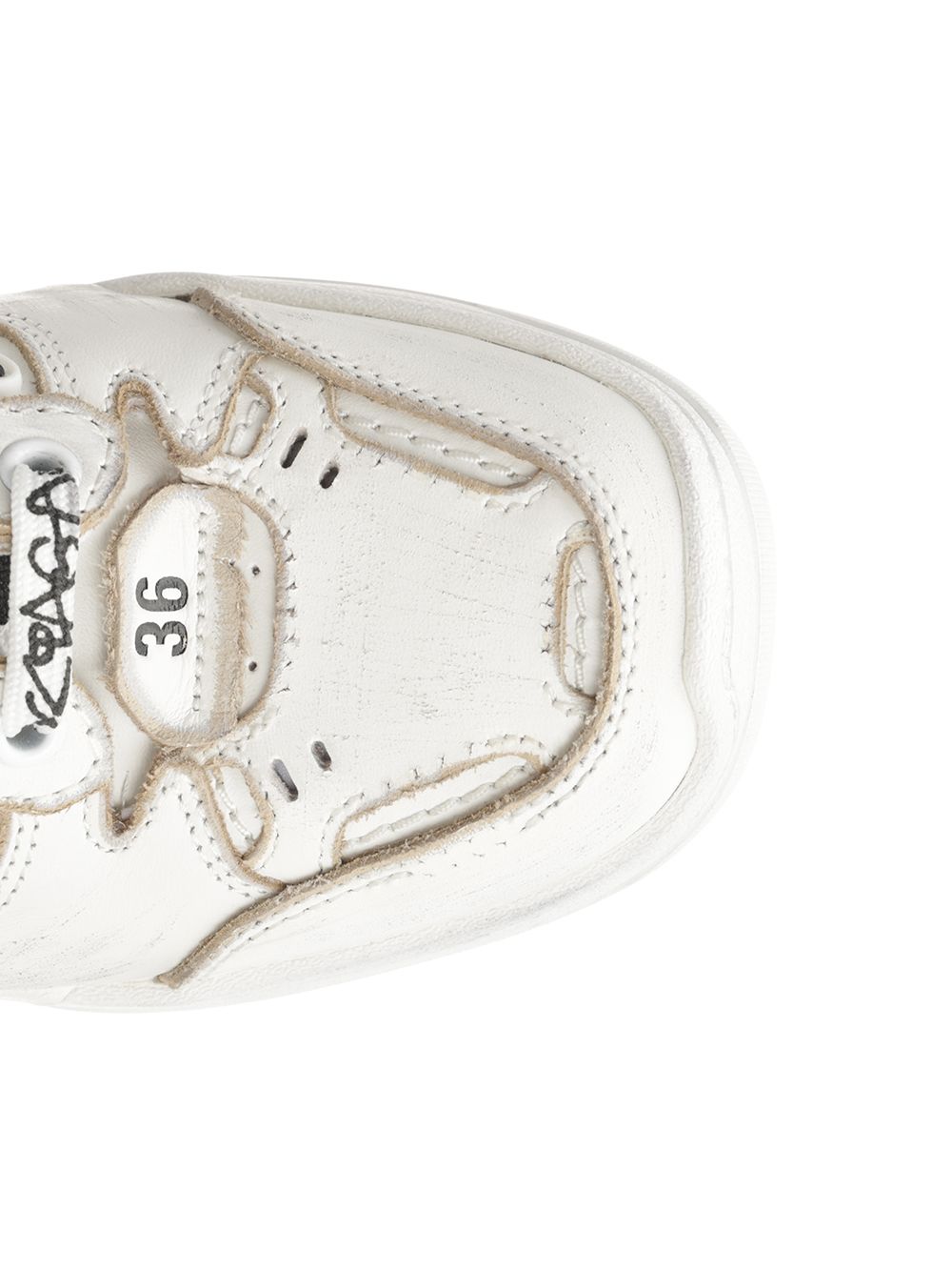 Balenciaga Hamptons Sneakers - White | 8a49cc8c27530bad8b18c6751326bb9ef87e92fa