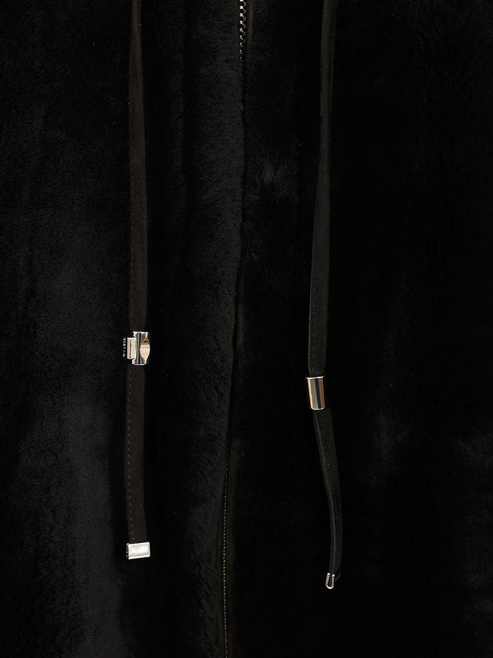 Moorer Raja Shearling Cape Coats - Black | 2d6e8a941f12e251a74a4c81e2d1d280db628aa4