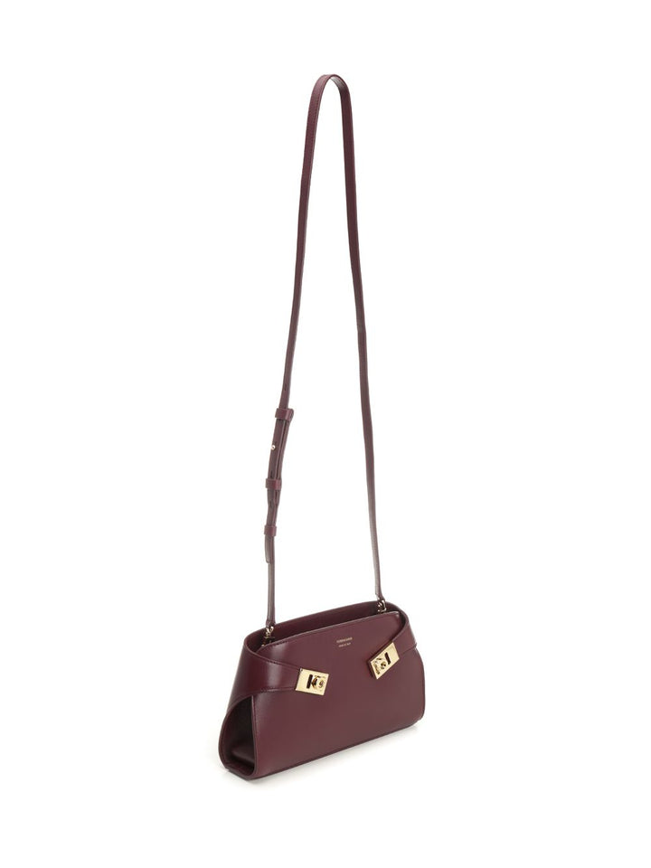 Ferragamo Hug Cb E/W Crossbody Bags - Black | 1eabce173ca79942f80ac13af8d50883aa8ef83f