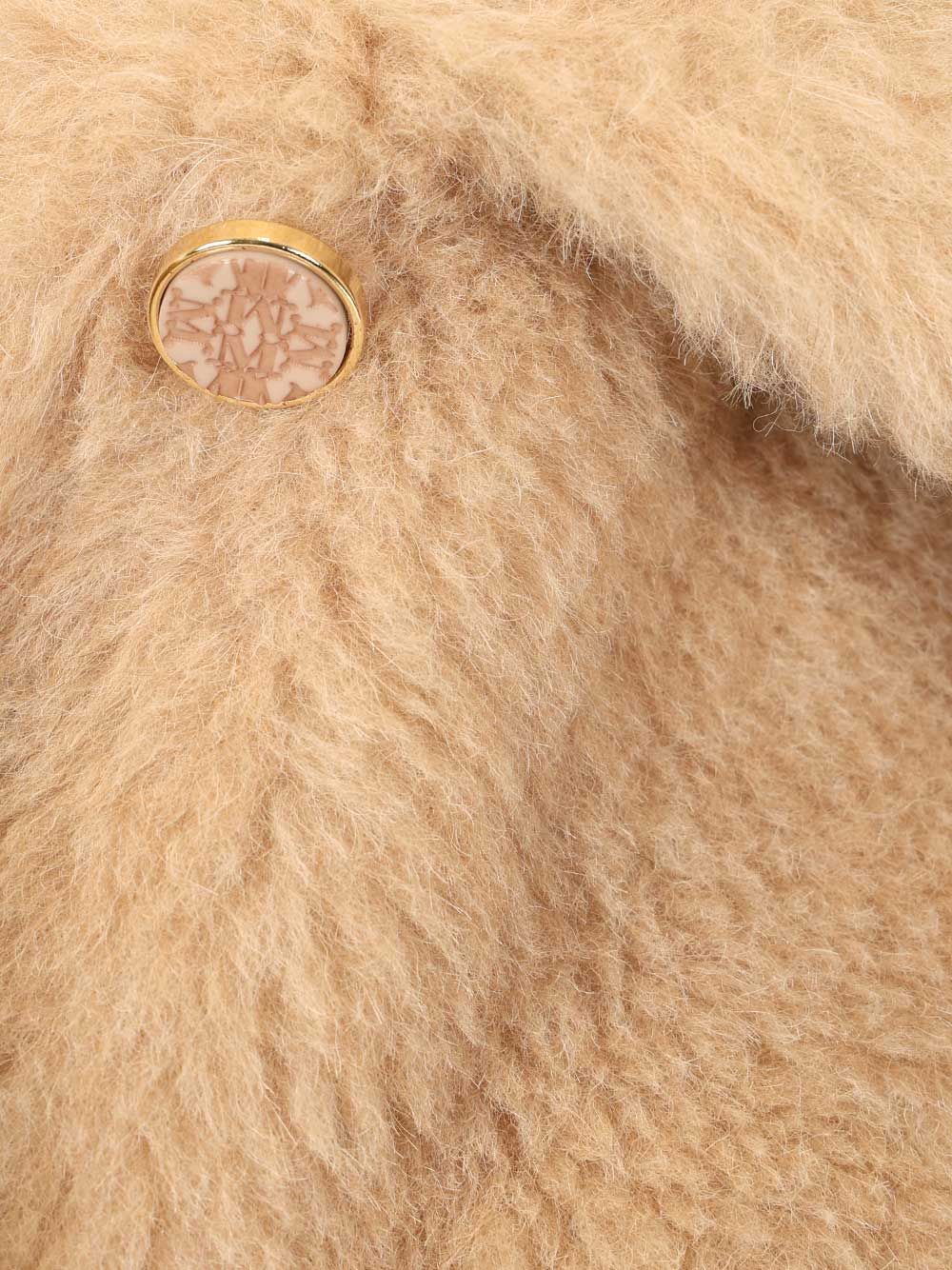 Max Mara Tritone Short Teddy Single Breast Coat Coats - White | 3f25e09d10b75a139758bce249cdb722e6922e29