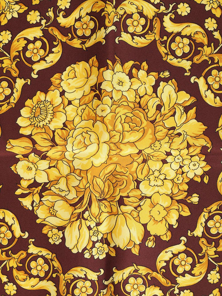 Versace Foulard 90x90 Barocco 92 Printed Bio Silk Twill Scarves And Foulards - Bordeaux | 09a9b2189b02b2bddc9c1573738859b860d3bd8c