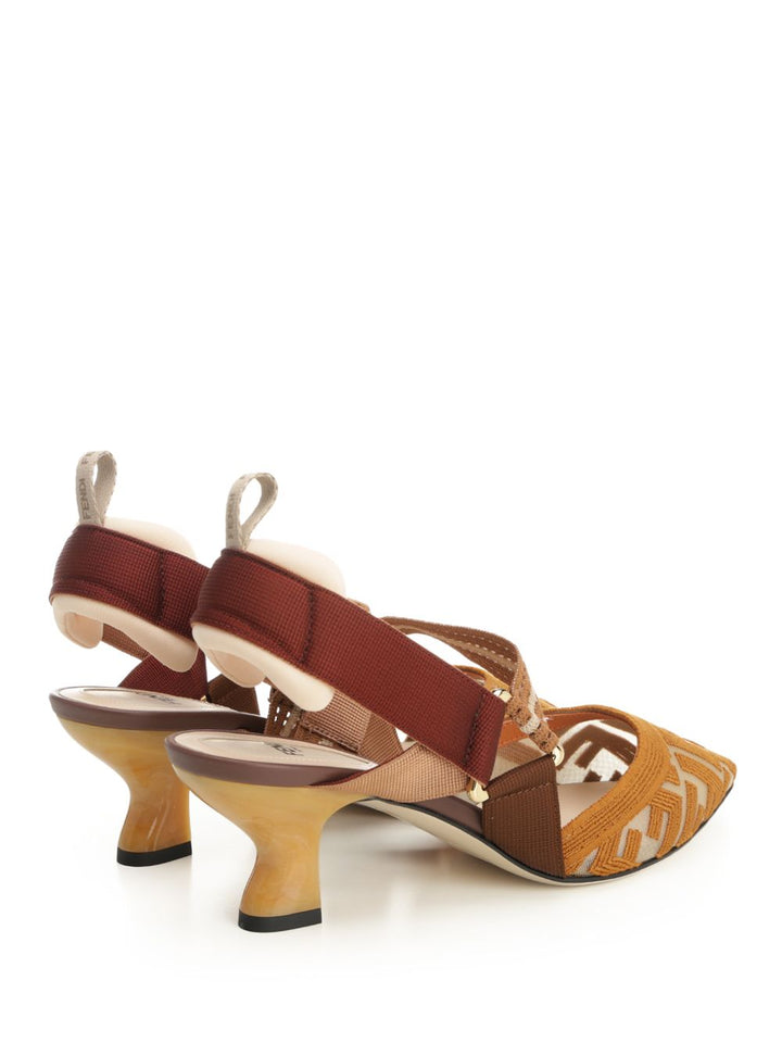 Fendi Colibrì Pumps - Beige | dd07d6ce5547a30b909ba79e4427201065139805