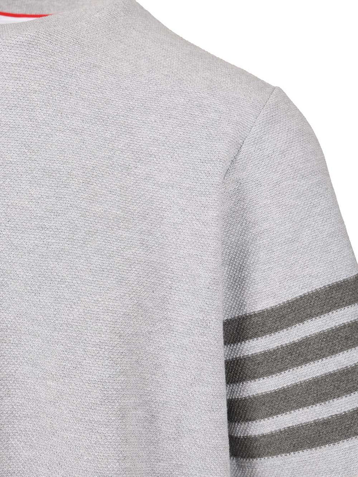 Thom Browne Short Sleeve Tee In Textured Pique W/ Eng 4 Bar T-Shirt - Grey | 843155e0877cf312cb8d7ef2f002f70451f173ad