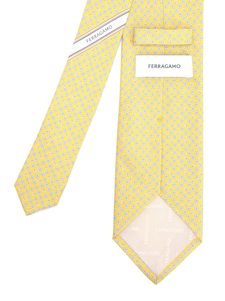 Ferragamo Salvia F.Giallo M Scarves And Foulards - Yellow | a8f6d0119a36b433e5fe292a27741ec31ef06359