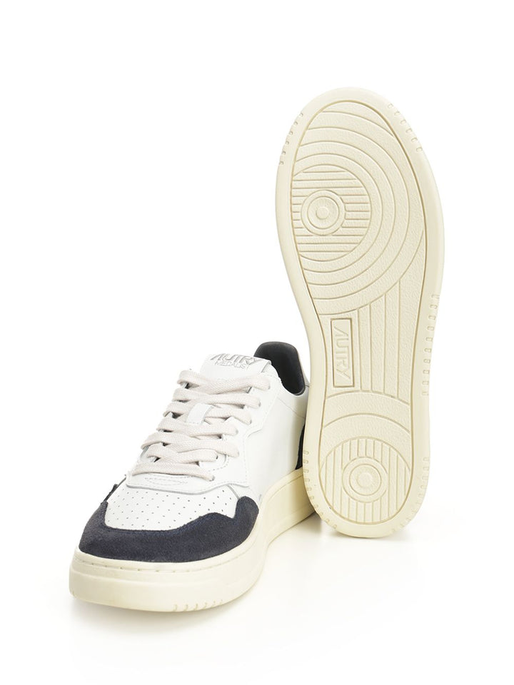 Autry  Medalist Low Sneakers - White | 669d388923d6a23205e85166e2fa9306efec67d2