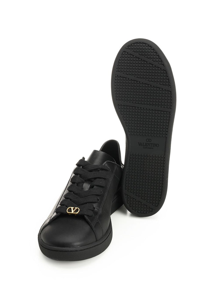 Valentino Garavani Royco Sneakers - Black | e79d89c2ba54bc79a58dfdfef8862be85c6487d1