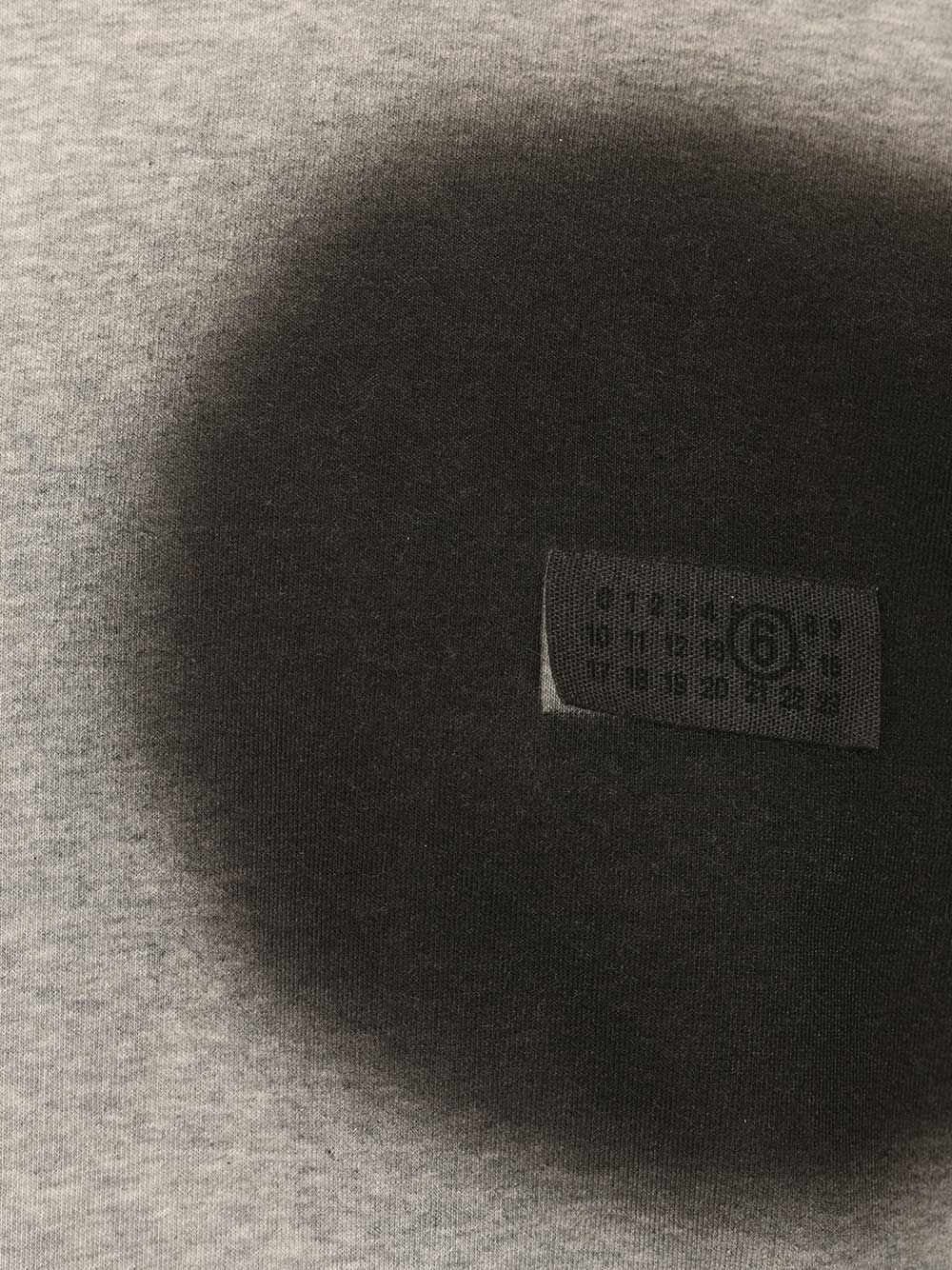 Mm6 Maison Margiela Spray Print Sweatshirt Sweatshirts - Grey | 78304544c0c6c07ff4dfab93c2a26ff439951814