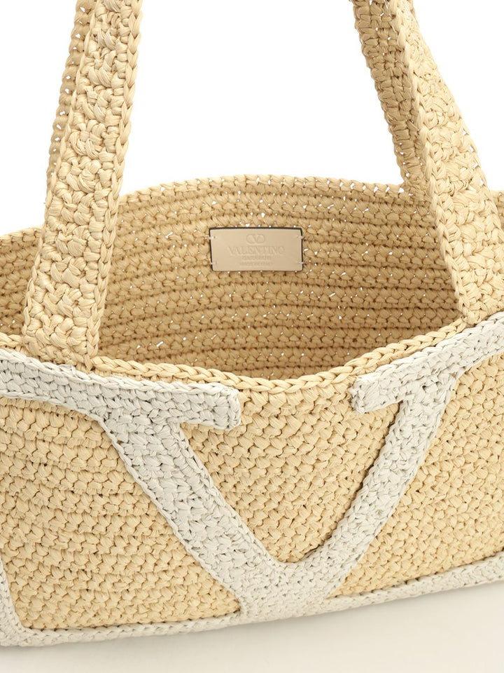 Valentino Garavani Medium Tote | c8b8795768a38958c756327cbddcbd34c322e671