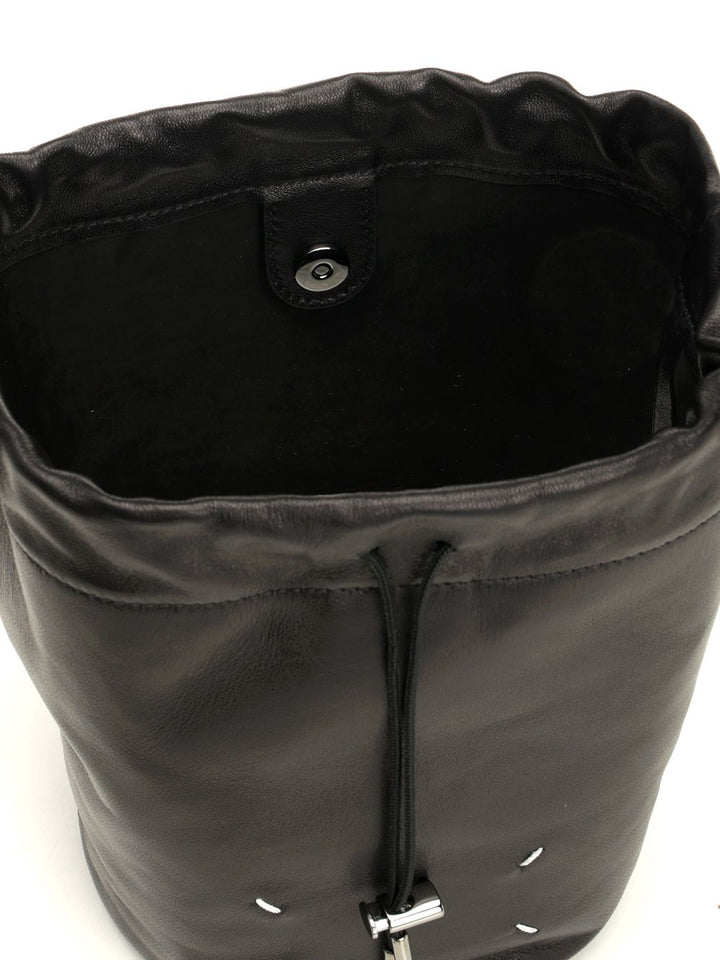 Maison Margiela Drawstring Pouch Bag Crossbody Bags - Black | 9c02dbcb71c6fcfae67e51a9e33b866293c5c79a