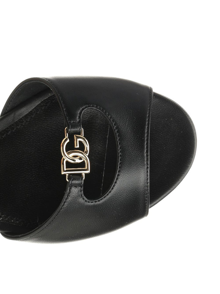 Dolce & Gabbana Leather Slides Sandals - Black | b40a2fb25cff9e5e070b50357cf6b05f08d2fbfc