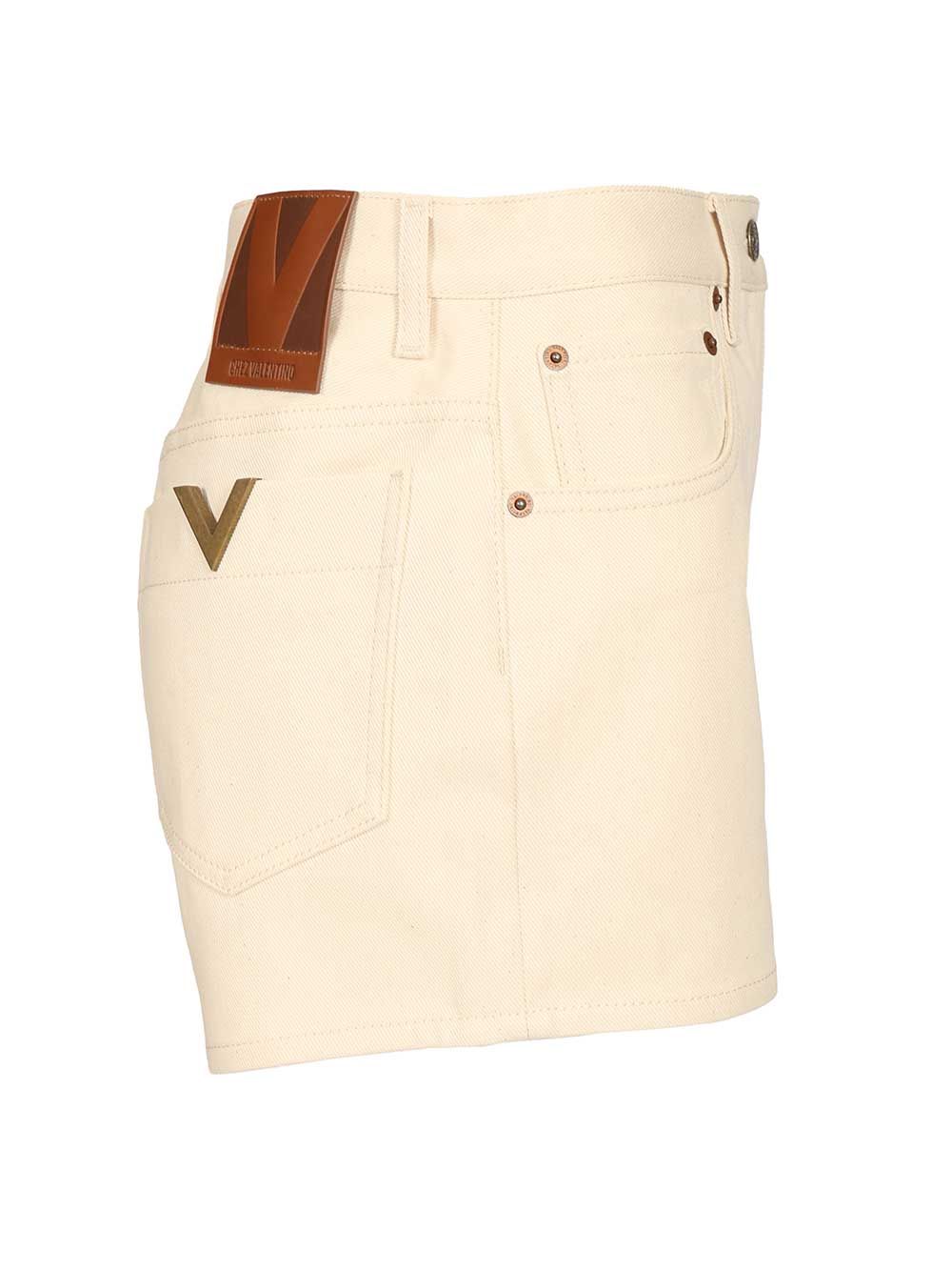 Valentino Garavani Denim Shorts Trousers - White | 94699905018ab1ed0407e37db5db00d78589cc9d