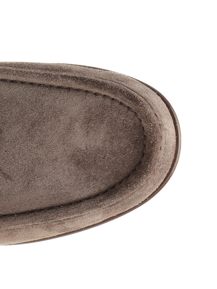 Valentino Garavani Vlogo Signature Suede Loafers Scarpe basse - Grey | a4b3d58d32a1e83e1b26b8b68eaa832fee200fe7