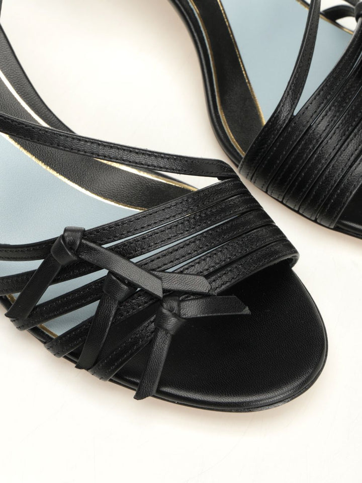 Valentino Garavani Nodine 55 Slingback Sandals - Black | a14ab9e9969d05d65142292e7742a00fceaea658