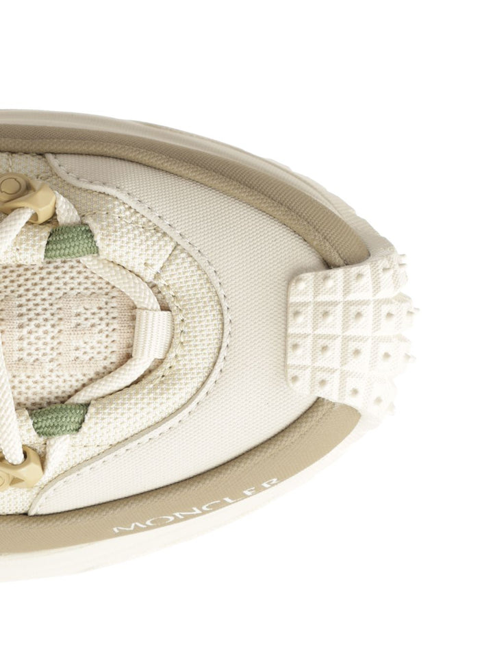 Moncler Trailgrip Lite3 Sneakers - Beige | 326a46ed1509e39433a4a0a6024817be45195b20