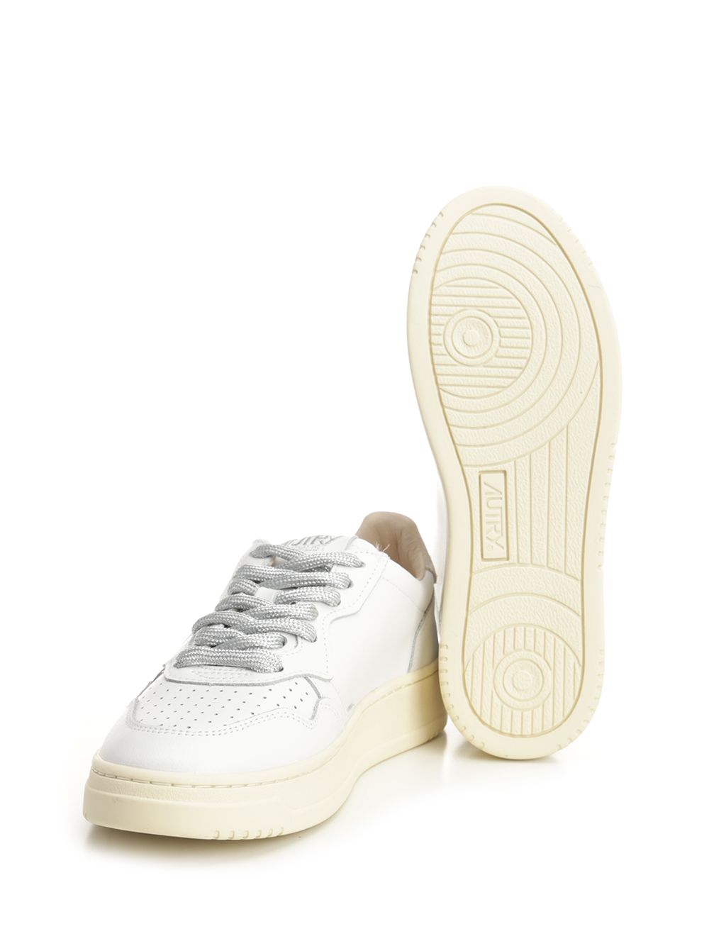 Autry  Medalist Low Sneakers - White | 2027e0022d71851631cdc224f7784db7d9eba4c5