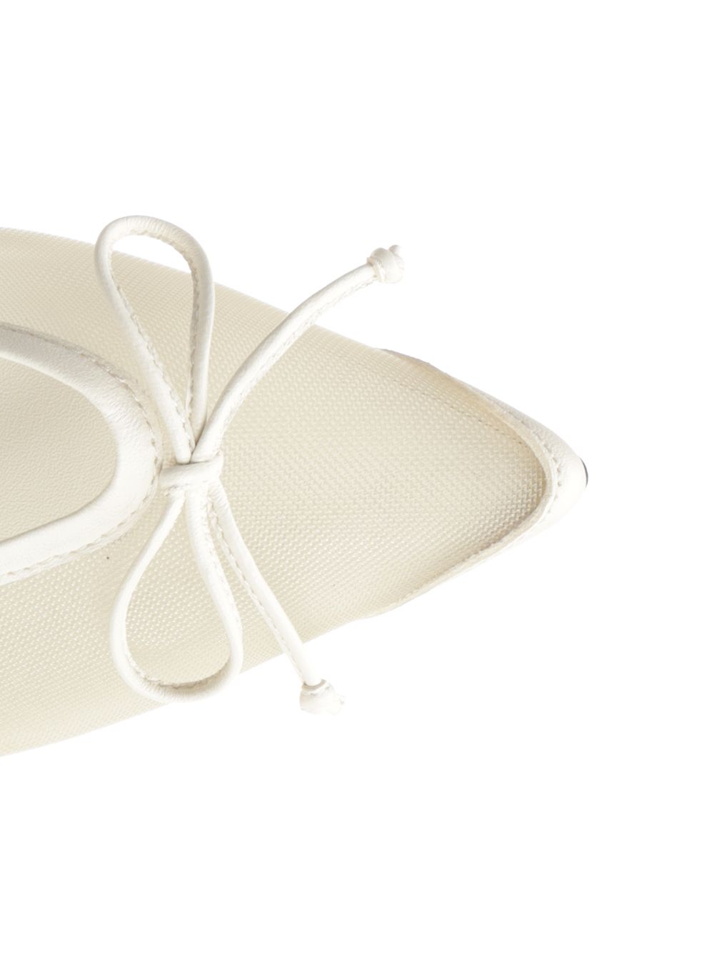 Jacquemus Tourni Low-Heeled Pumps - White | c4a86902159fe54bdea02bbaa358b1b2fa7f2775