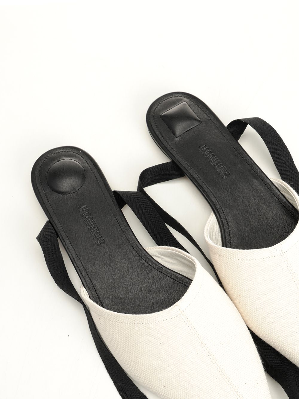 Jacquemus Canvas Espadrille Mules Scarpe basse - White | da08b13288f0ff887263467fac22e6b04632f0be
