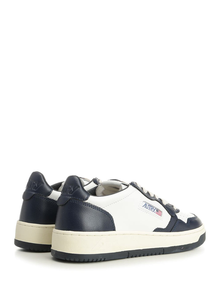 Autry  Medalist Low Sneakers - White | 6b23e17e73e58ff269e600049f52554433dffea8