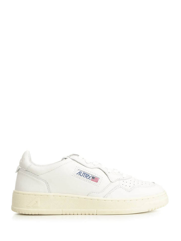 Autry  Medalist Low Sneakers - White | 5282e13cab3fa41001765d3855494ae18d461da6