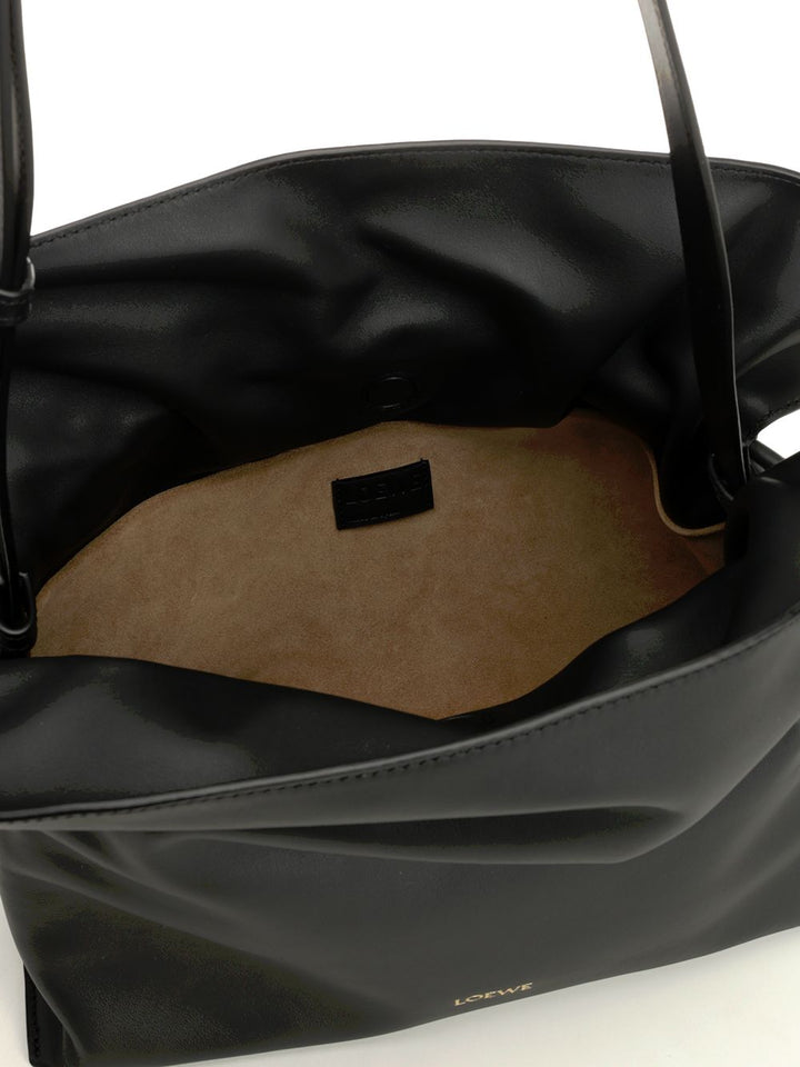 Loewe Flamenco Clutch Coil M Handbags - Black | 73f5cd83c113a504f29010e42b4d2e904181e441