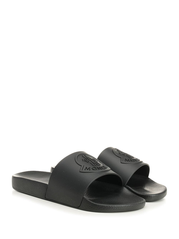 Moncler Basile Slides Shoes Scarpe basse - Black | f29f1513713a06a44c75a3e838c871155e4e2e9c