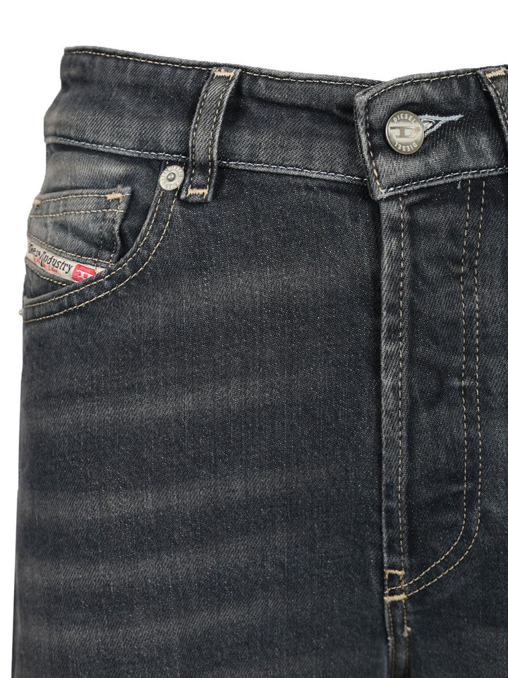 Diesel 1971 D-Sent Jeans - Black | 4a9b7e7aa32969f79f9642a680f83d169dfd4774