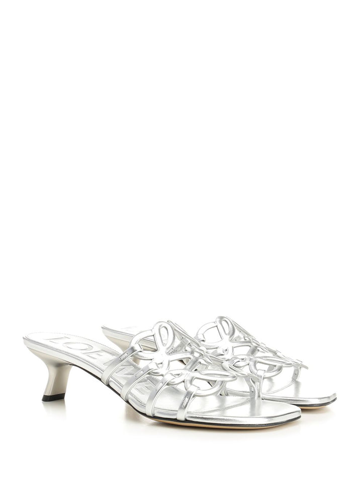 Loewe Petal Sandals - Silver | 5e31861efe7af6f1c46f64b999681e2019f8ad58