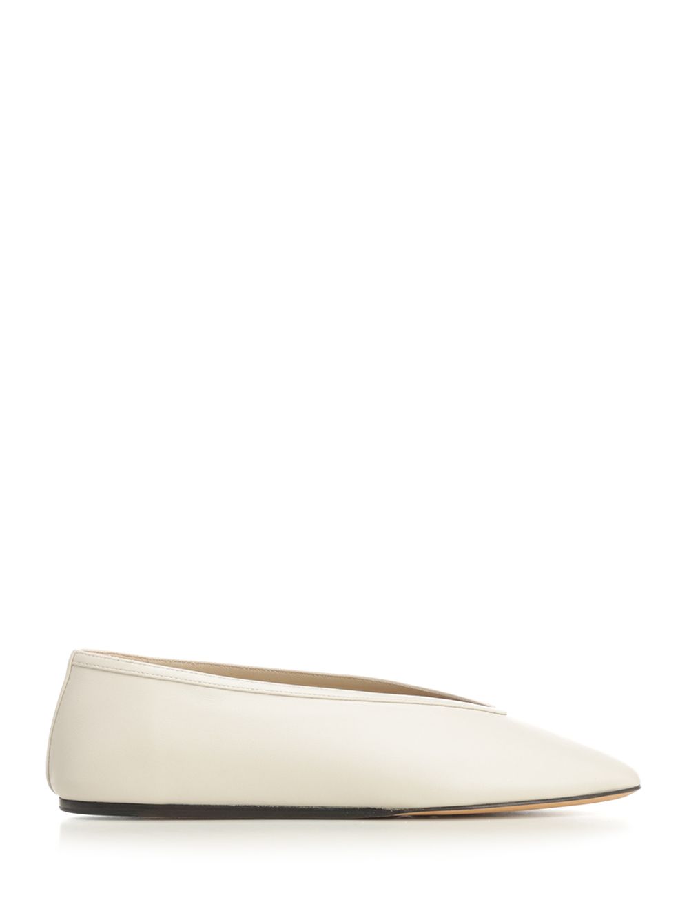 Le Monde Beryl Luna Pumps - White | de5315407deced22aea3ac3e4cb186919ebee489