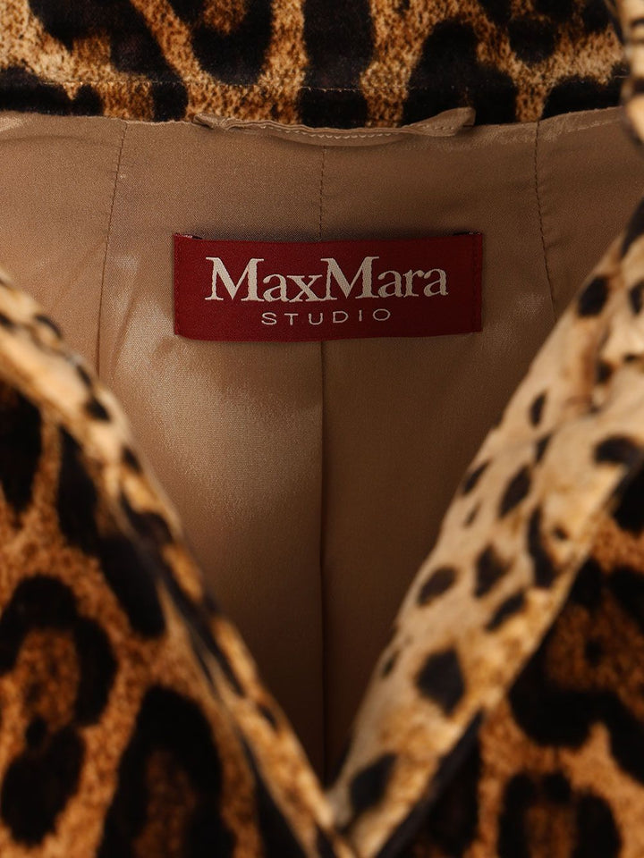 Max Mara Studio Boxy Jacket In Smooth Printed Velvet Jackets - Animalier | 173fb5d39e2abebed5a00df2a7a4aed67316fdb6
